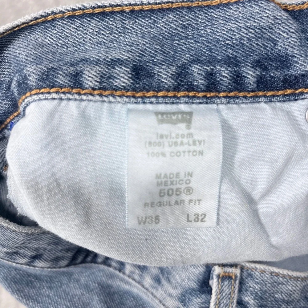 Levi's 505 Regular Fit Jeans Mens 36x32 Light Wash Blue Straight Leg Denim